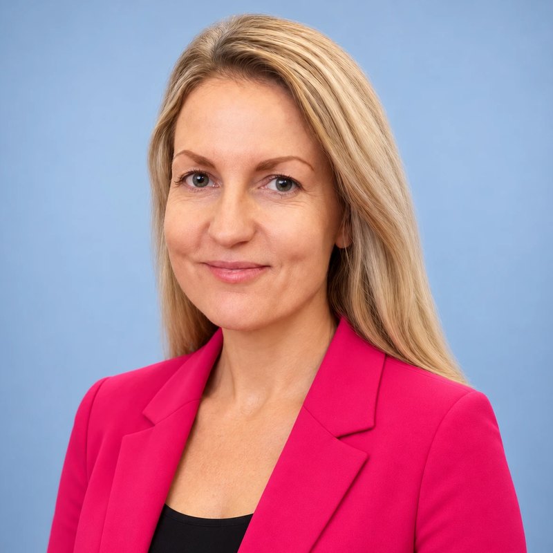 Portrait of Danielle Lemmer